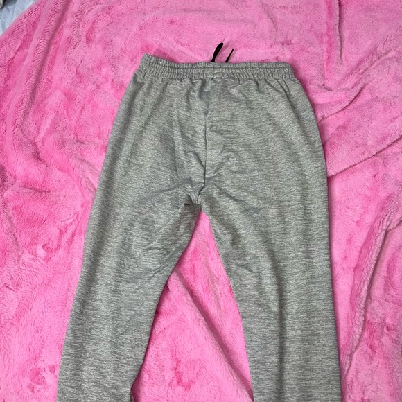 VICTORIA SECRET PINK SWEATPANTS - Picture 3 of 5